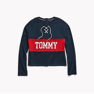 Tommy Hilfiger Colorblocked Logo Icon Top M